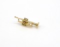 Przypinka trąbka - złoty miniaturowy instrument w pudełku prezentowym - wpinka 4 cm