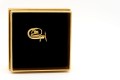 Przypinka tuba - złoty miniaturowy instrument w pudełku prezentowym - wpinka 2,5 cm