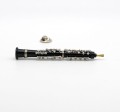 Przypinka obój - czarny miniaturowy instrument w pudełku prezentowym - wpinka 7,5 cm