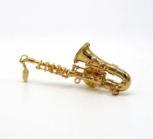 Przypinka saksofon - złoty miniaturowy instrument w pudełku prezentowym - wpinka 6 cm