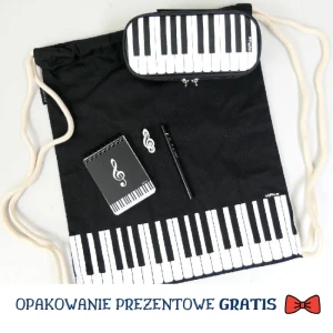 Zestaw dla pianistki / pianisty: plecak z piórnikiem i notes z ołówkiem i gumką