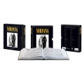 Nirvana: The Complete Scores - nuty i tabulatury na gitary elektryczne, gitarę basową i perkusję, linia melodyczna i słowa piosenek