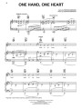 Piano Play-Along Volume 130: West Side Story (+ audio online) - nuty na fortepian, melodia, akordy gitarowe i słowa - Stephen Sondheim, Leonard Bernstein