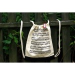 Muzyczny plecak worek materiałowy kremowy w nuty 44x37cm