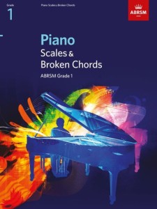 Piano Scales & Broken Chords from 2009 - ABRSM Grade 1 - gamy i pasaże na fortepian